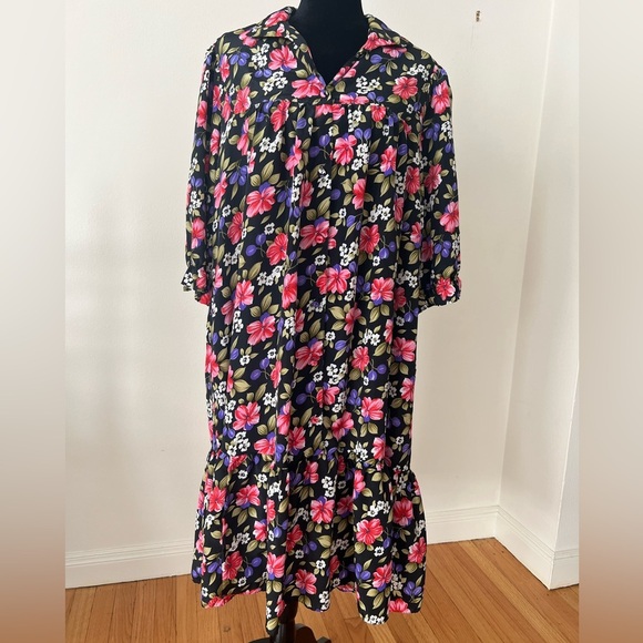 Vintage T&L Muumuu Factory Hawaiian Floral Print Black Pink Purple Maxi Dress - Picture 6 of 8